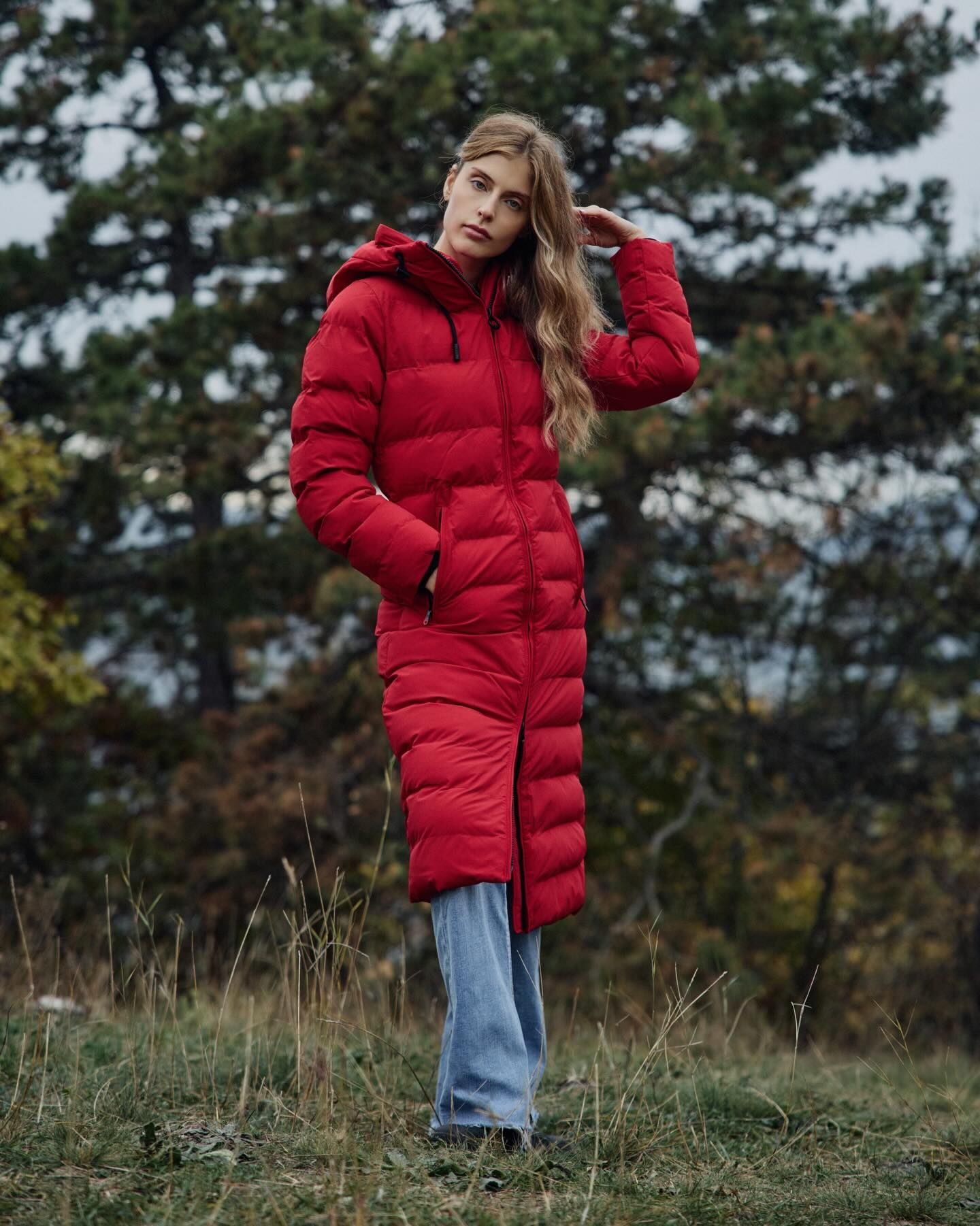 The Cordoba Long jacket, your perfect warm winter jacket, is 50% off, but only until next week!❄️ Plus, enjoy pre-Black Friday discounts up to 70% off. 📍In-store only at Outlet Collection at Niagara #wellensteyn #wellensteyncanada #style #fashion #outerwear #outletcollectionatniagara #mensfashion #streetstyle #fashioncanada #jacket #winterjacket #blackfriday